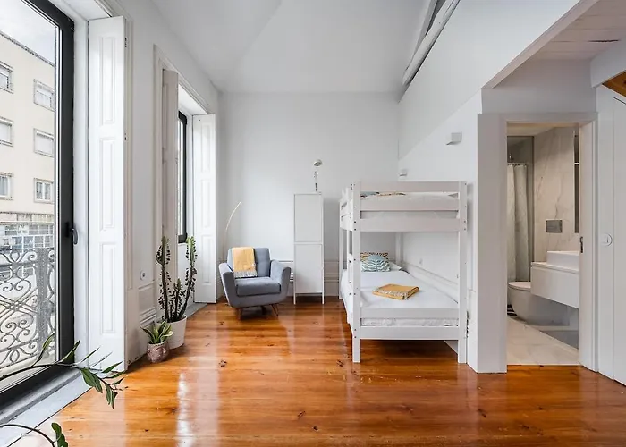 Villa Hidden Gem Near Center- Garden, Outdoor Kitchen, Sauna *