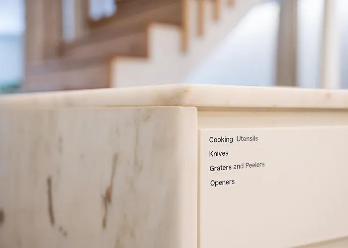 Villa Hidden Gem Near Center- Garden, Outdoor Kitchen, Sauna