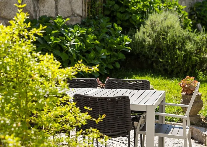 Villa Hidden Gem Near Center- Garden, Outdoor Kitchen, Sauna *