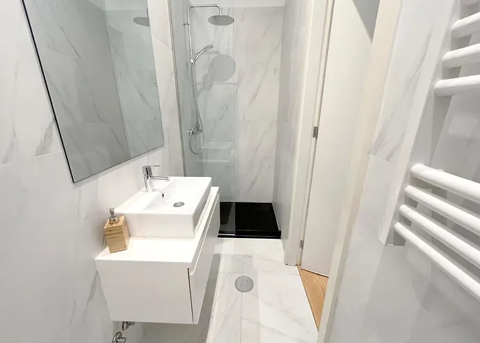 Villa Hidden Gem Near Center- Garden, Outdoor Kitchen, Sauna Porto