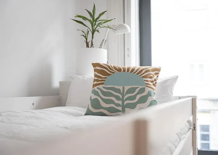 Villa Hidden Gem Near Center- Garden, Outdoor Kitchen, Sauna