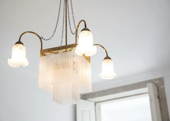 Hidden Gem Near Center- Garden, Outdoor Kitchen, Sauna