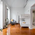 Βίλα Hidden Gem Near Center- Garden, Outdoor Kitchen, Sauna *