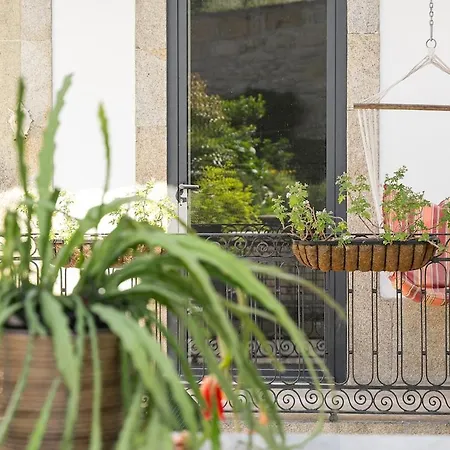 Hidden Gem Near Center- Garden, Outdoor Kitchen, Sauna *