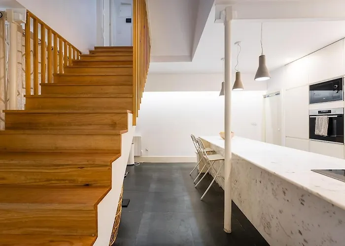 Hidden Gem Near Center- Garden, Outdoor Kitchen, Sauna Oporto